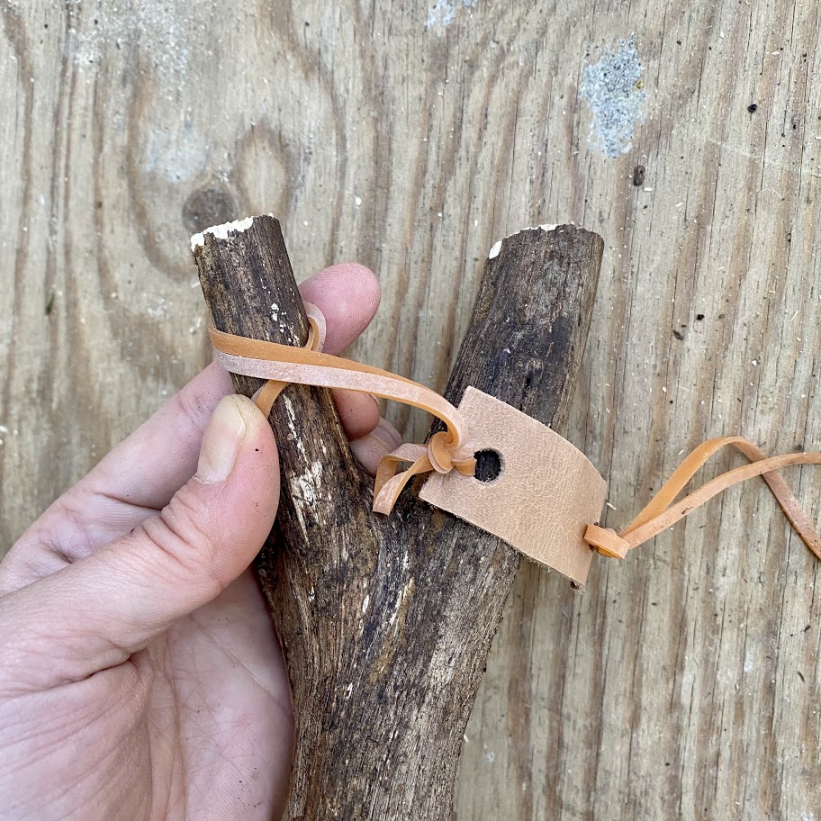 藤原祥弘連載 野生児育成計画 3 木の枝からパチンコを作る！WILD MIND GO! GO