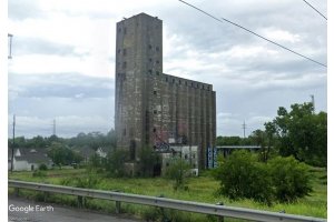 治安が悪すぎて車から降りられない！ 「ルート66」巡りでもっとも危険なイリノイとミズーリの州境のヤバさとは ルート66旅_08AUTOMESSE WEB オートメッセウェブ〜クルマを文化する