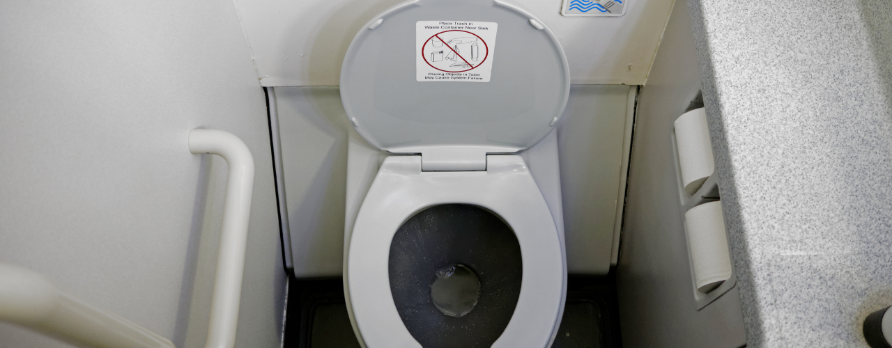 浴室シャワートイレ用床排水ストレーナータイプ、高速排水、オーバーフロー防止、臭い防止、2バスルーム床排水、真鍮床排水、床排水バウンス 排水10x10cm シャワー排水口 浴室床排水口 排水ストレーナー 防臭 つや消しゴールド スクエア排水