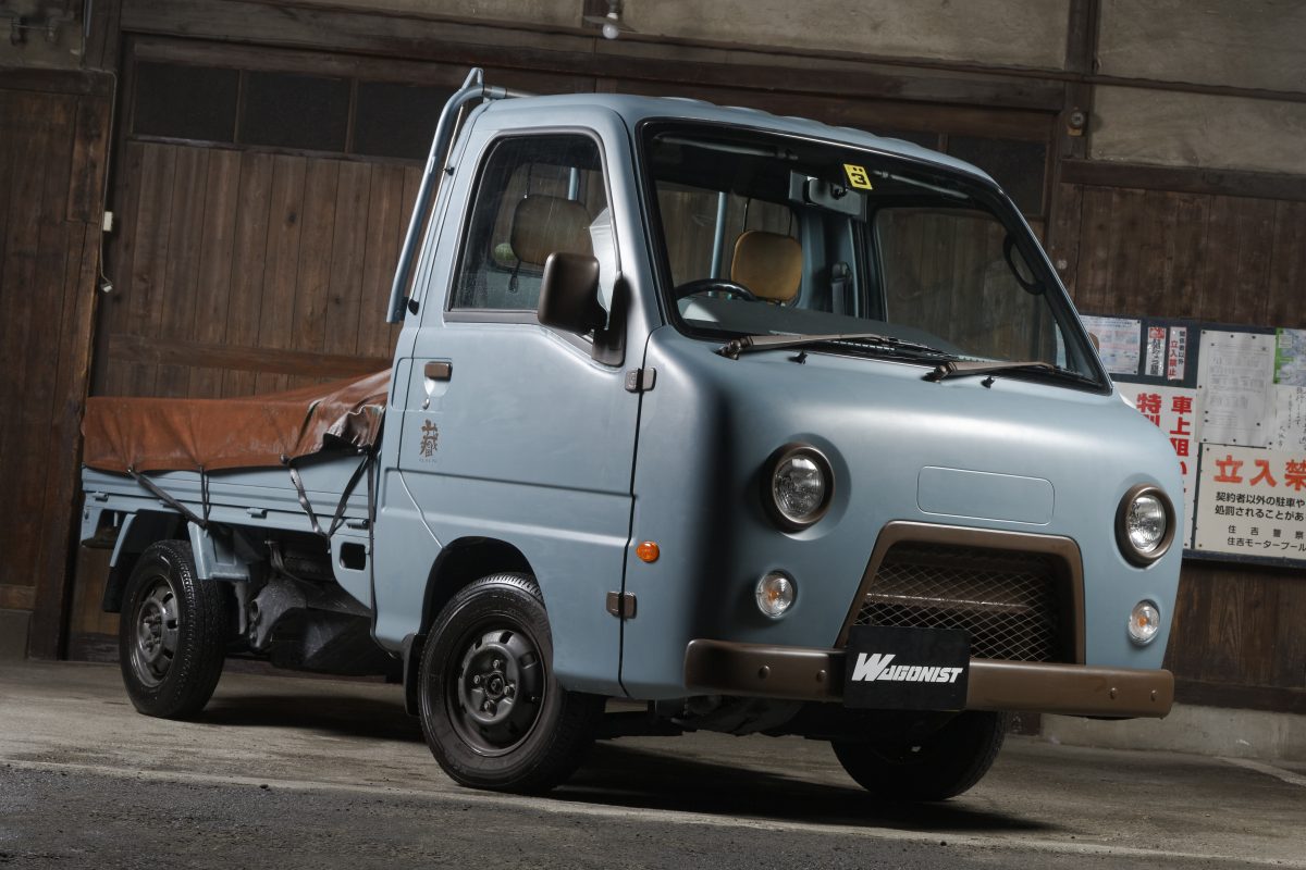 車のDIY全塗装、興味があるけど不安な方へインスタの投稿でも数多く見るようになった車のDIY全塗装。 自分の車がボロボロだったり、譲り受けた車の色が気に入っていなかったりと、車の見た目に納得がいっていない方や、趣味のキャンプの相棒としてカスタムしたい