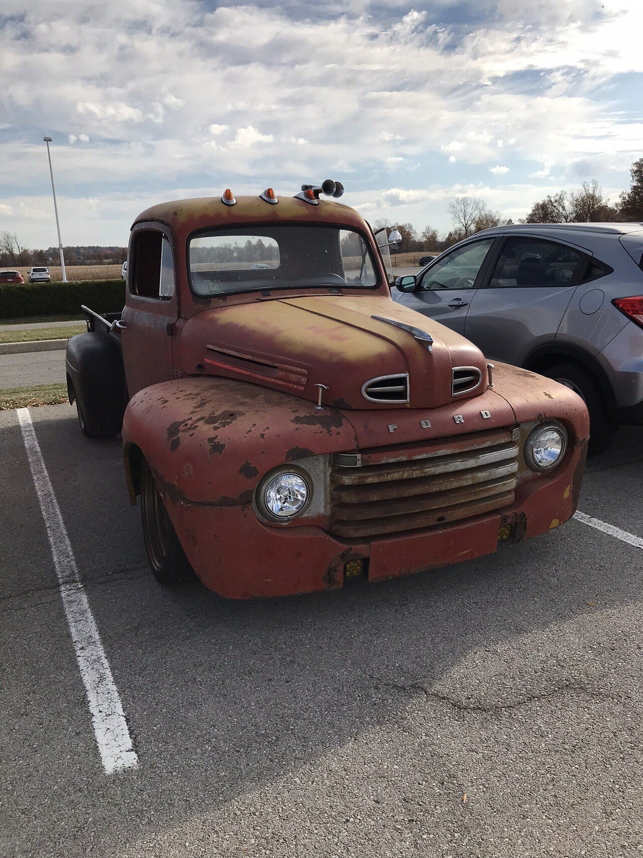 1950 年代のアメリカのトラックの写真素材・画像素材 Image 10484013