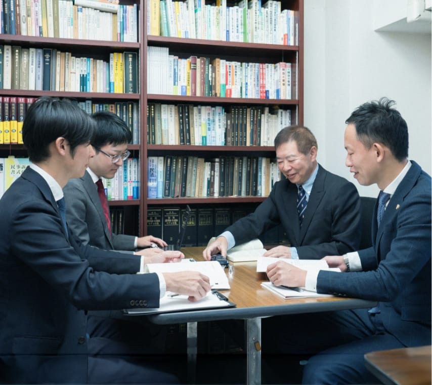 元従業員による引き抜きは違法？ 法律上のポイントや対処法などを解説企業法務コラム顧問弁護士・企業法務ならベリーベスト法律事務所