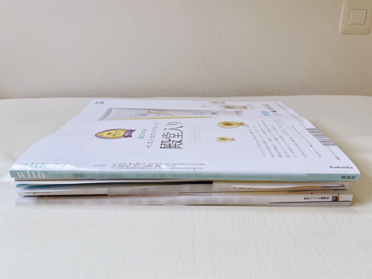 書類整理や切り抜きなどの保存に便利なA4ワイドクリアポケットTENKU