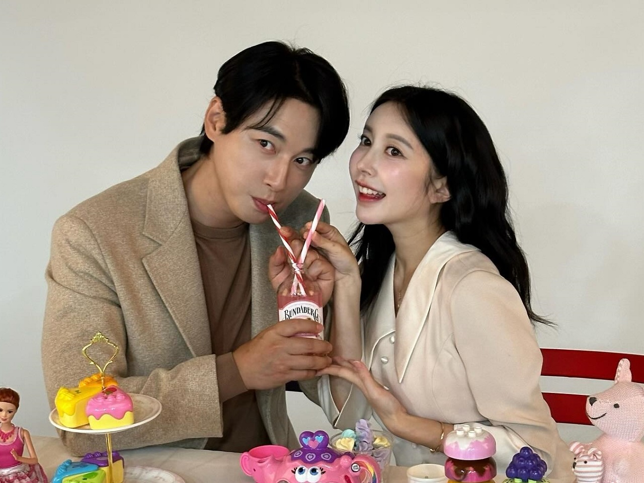 TWICEサナ&モモ、ハワイへ出国 5 27- デバク