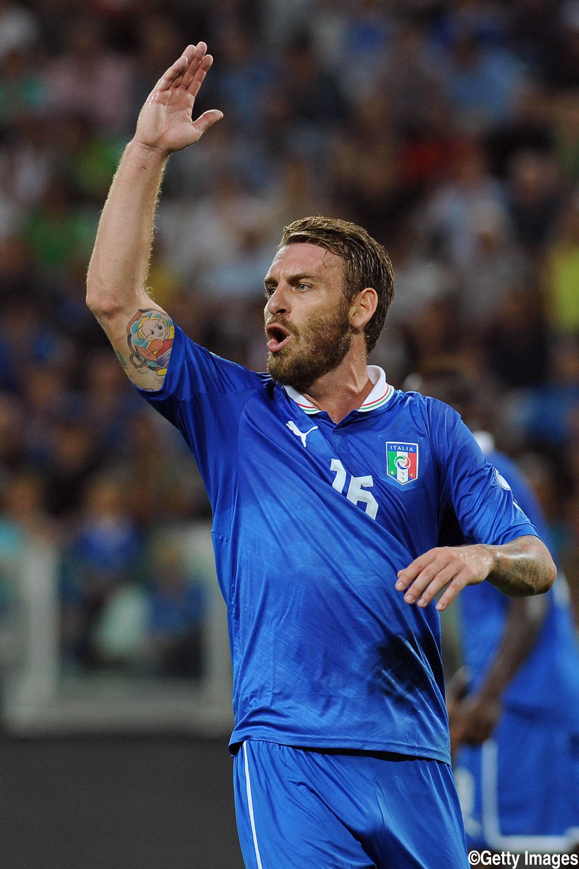 デ・ロッシ、今夏現役引退へ！日本などで決断か Qoly サッカーニュース