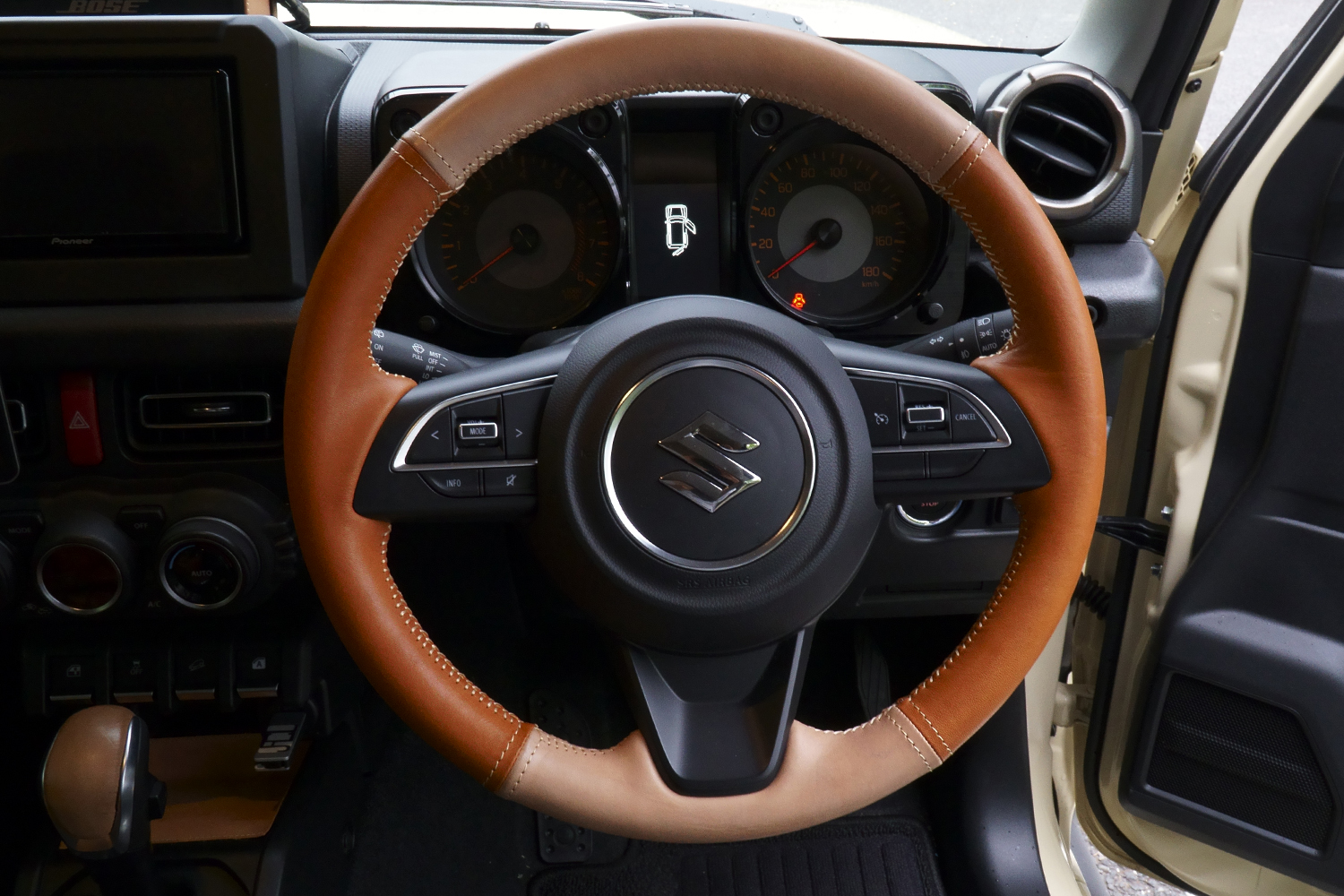 自己流のレザーステアリングカバーの作り方とポイント