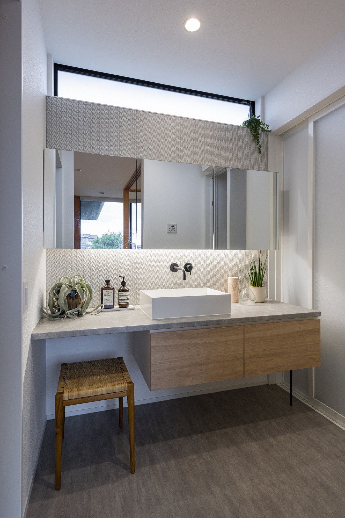 洗面台リフォームの工事費用横浜の洗面台リフォームなら戸沢建築