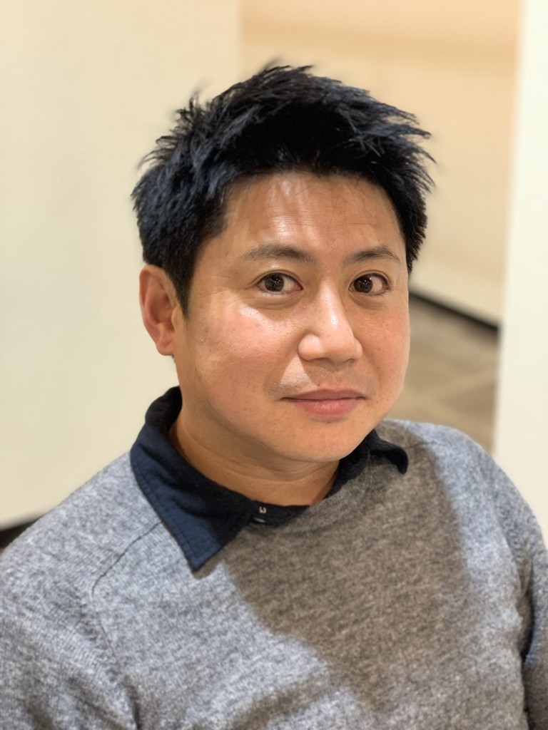 イケオジ髪型短め 40代セット簡単髪型メンズ ショート髪型メンズヘアスタイル新潟、新潟市の理容室、床屋 HAIR&GROOMINGYOSHIZAWA Inc.BANDAI ヨシザワインクバンダイ ビジネスマン・大人の男性に大人気メンズグルーミングサロン