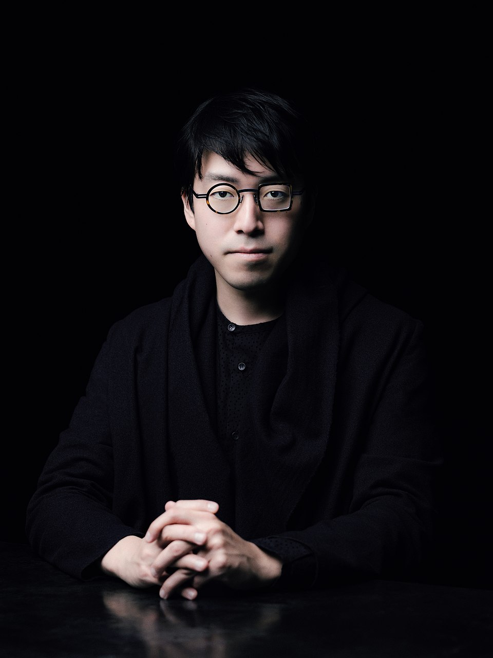 成田悠輔の血液型は何？父母はどんな人？誕生日は非公開？学歴は？│業界人ログ