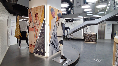 インターホンの修理はどこに頼む？費用と業者選びの完全ガイド横浜電気工事レスキュ