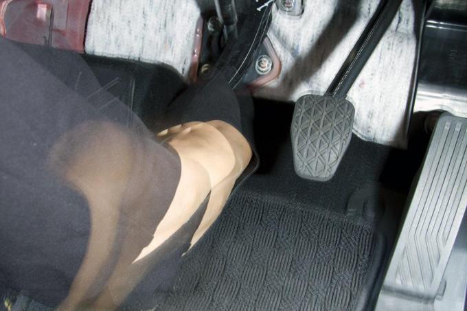 クラッチ - Wikipedia