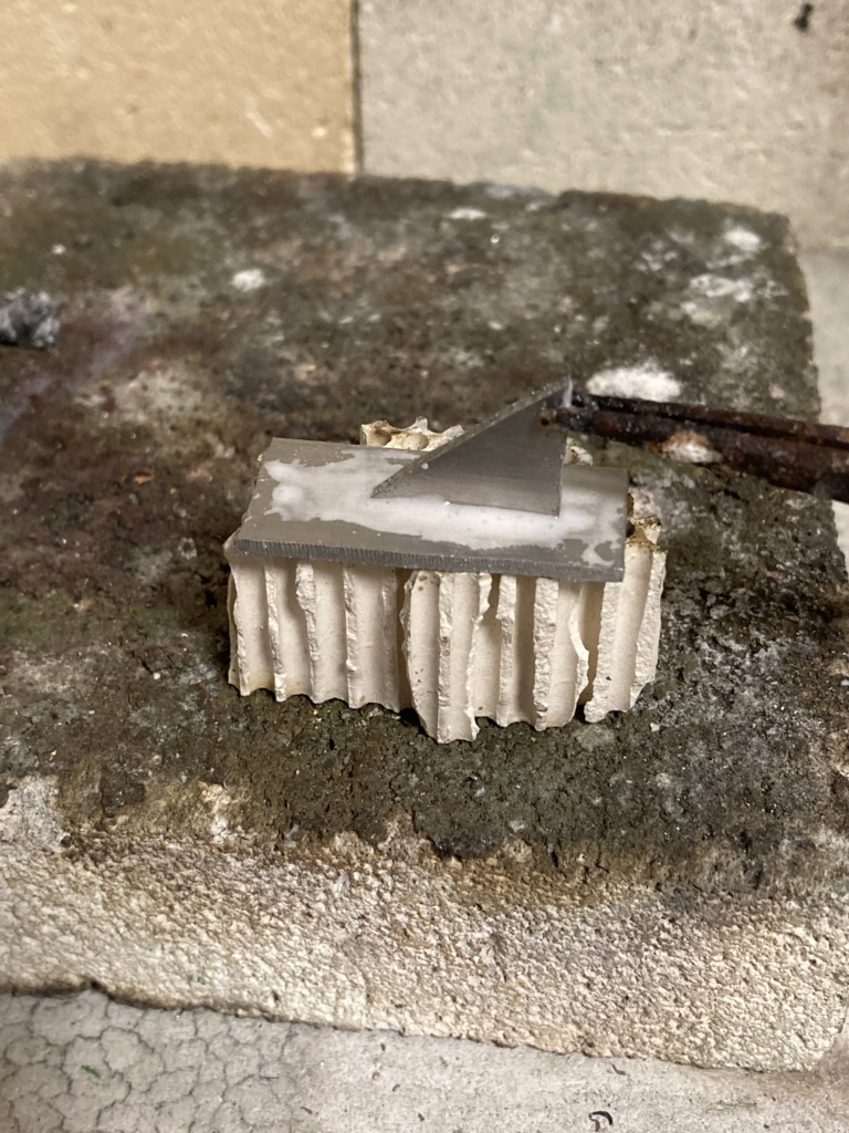 アルミのロウ付けのやり方 フラックスをたっぷり塗って初心者向けに難易度を下げる