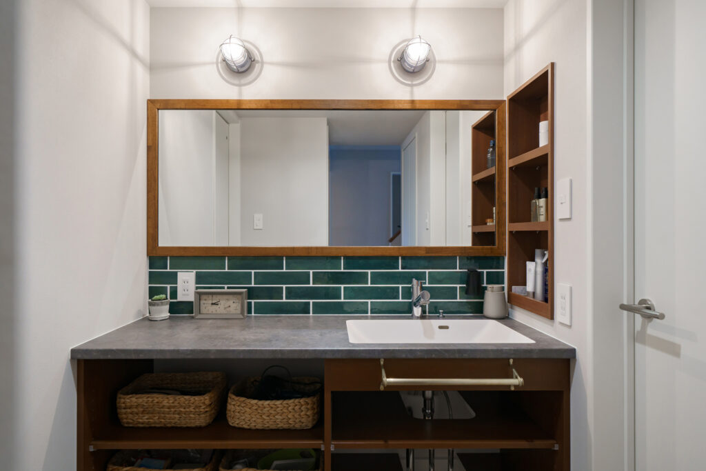 洗面台リフォームの費用目安と施工事例TOTO・LIXIL・造作洗面台の特徴と価格も地元入間市のリフォーム会社ハウスリンクにご相談下さい