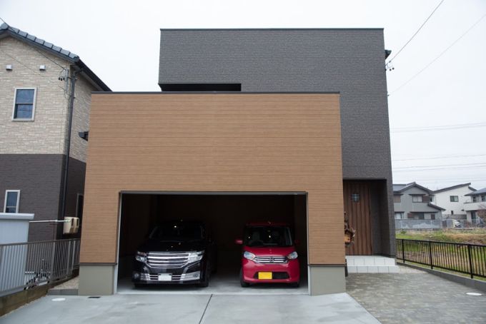 車好きの夢! 本格ピットガレージ付の家 - トータテマガジン － 住まいのトータテがお届けする情報サイト