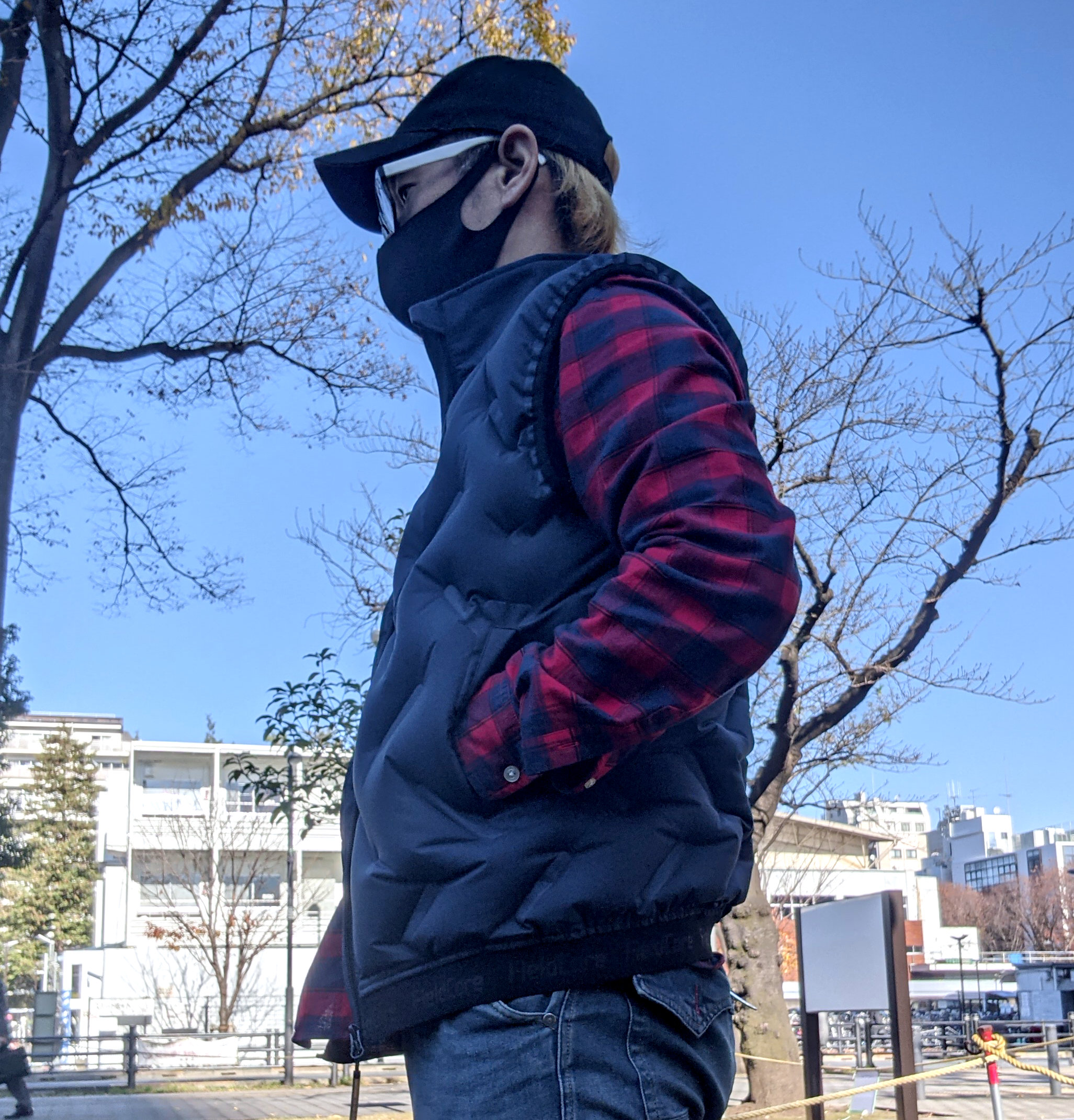 空気を着る！ ワークマンの超人気商品「エアロポンプウォームベスト」がめっちゃあったかい!! 見つけたら即買った方がイイロケットニュース24