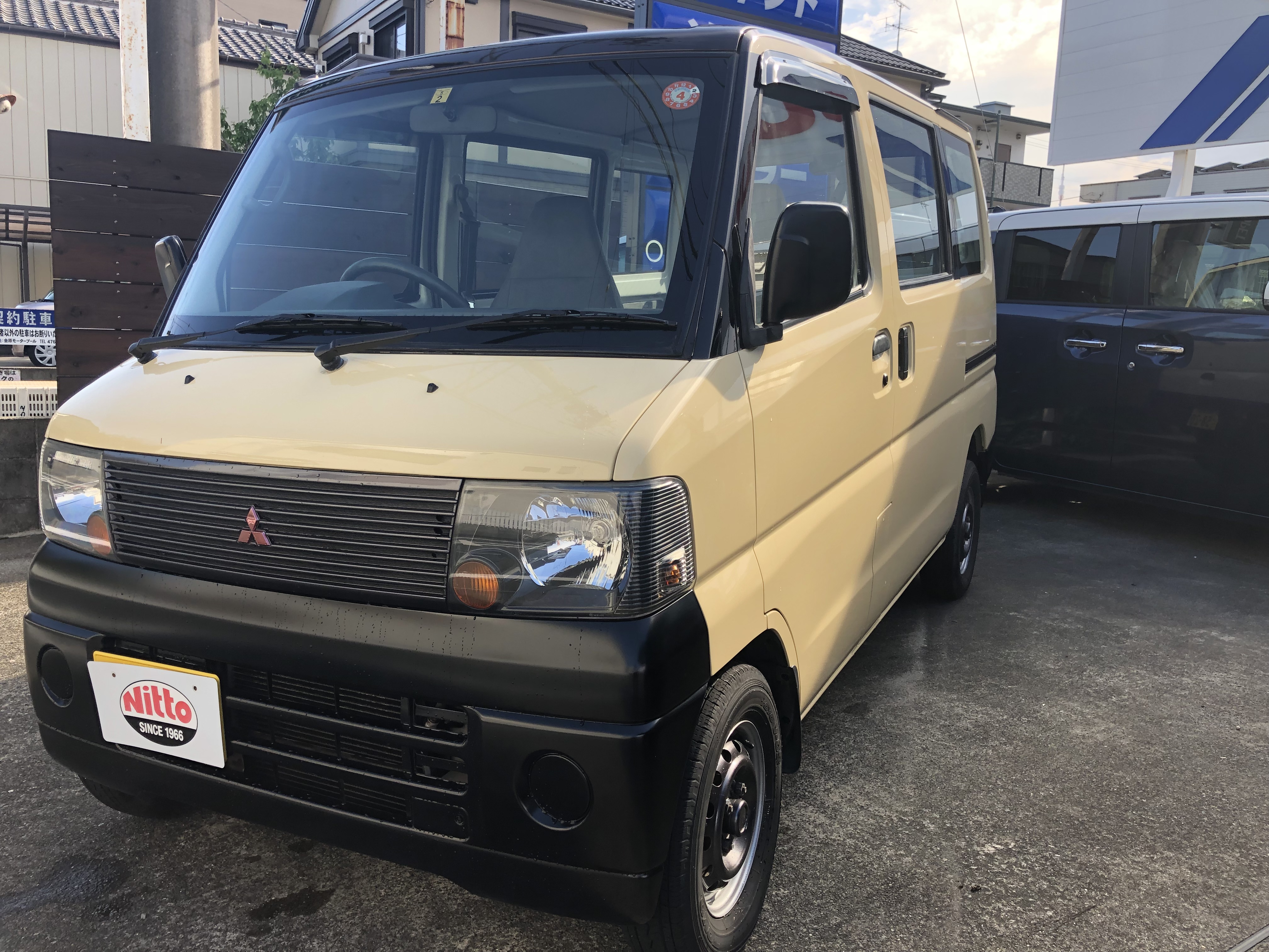 三菱が軽ワンボックスの「ミニキャブバン タウンボックス」にCVTを搭載ニュース- webCG