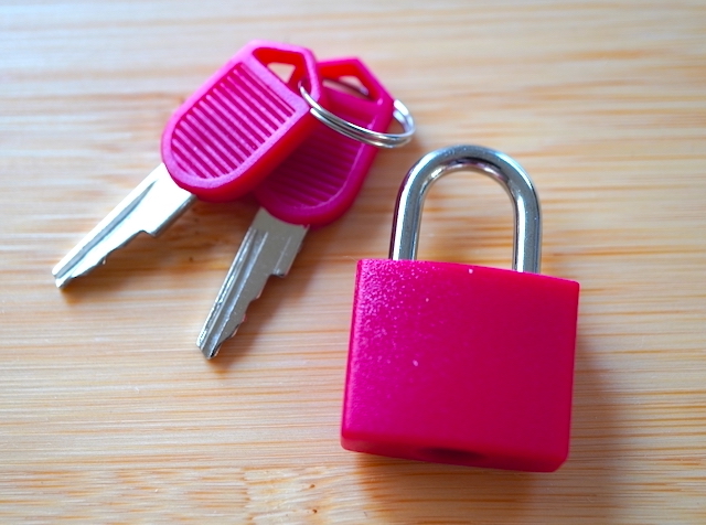 ダイソー 南京錠はどこのコーナー？ホームセンターやドンキ・コンビニで買える