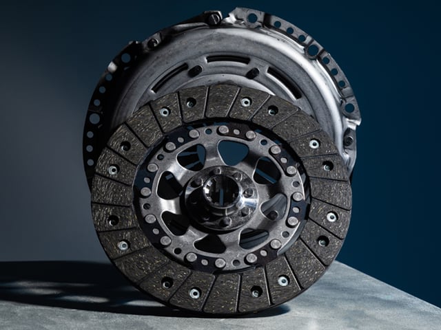 皆さん、好きな車と理由を英語で教えてください！例：