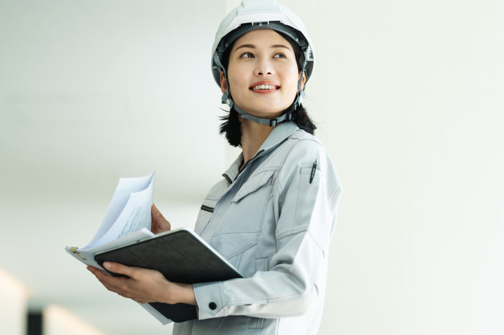 施工の神様「下ネタと安全帯が当然」の建設現場は嫌だ！24歳女性現場監督の告白