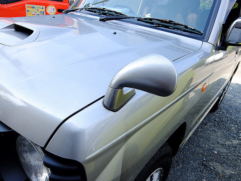 サイドアンダーミラーはなぜ必要？ないと本当に危険？思わぬ車検不適合に注意MOBYモビー