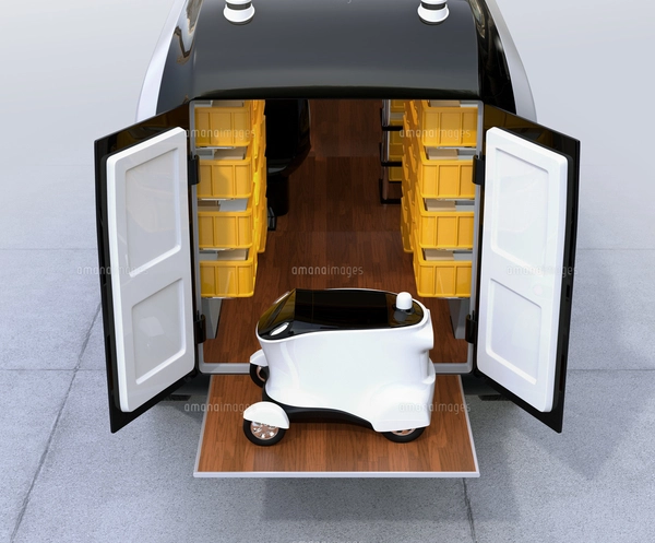 ほぼ「宅配便」専用!? 愛らしい箱型「ウォークスルーバン」なぜ廃止？ 実はEV時代に向けた新世代モデルも実証中くるまのニュース