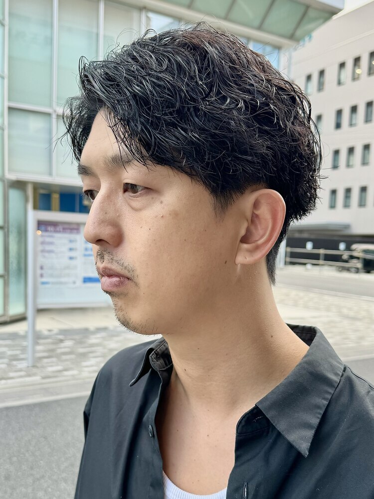 20代30代ビジネスパーマツーブロックショート短髪黒髪刈り上げ神田、浅草の理容室、床屋銀座マツナガ