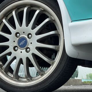 ティファニーブルー1.8㎏ 1液型ウレタン塗料 刷毛・ローラー塗装希釈、スプレー塗装用希釈、選べます DIY 建物 木 鉄 塗装 ペンキロックペイント 弱溶剤 - メルカリ