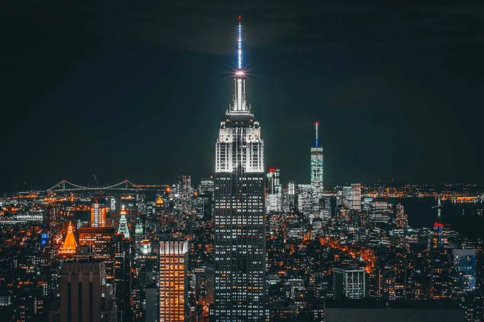 ニューヨークの３大展望台比較！エンパイア・ステートビル VS トップ・オブ・ザ・ロック VS ワン・ワールド・トレードセンター -マニヴィータ・ニューヨーク