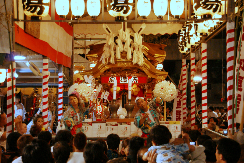 「天神祭から不当に排除」踊りの女性らが地位保全請求 参加可否決める「講」から突然処分 - 産経ニュース