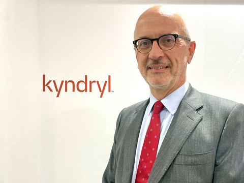 キンドリルのデータセンター閉鎖へ 銀行から戸惑いも - 日本経済新聞