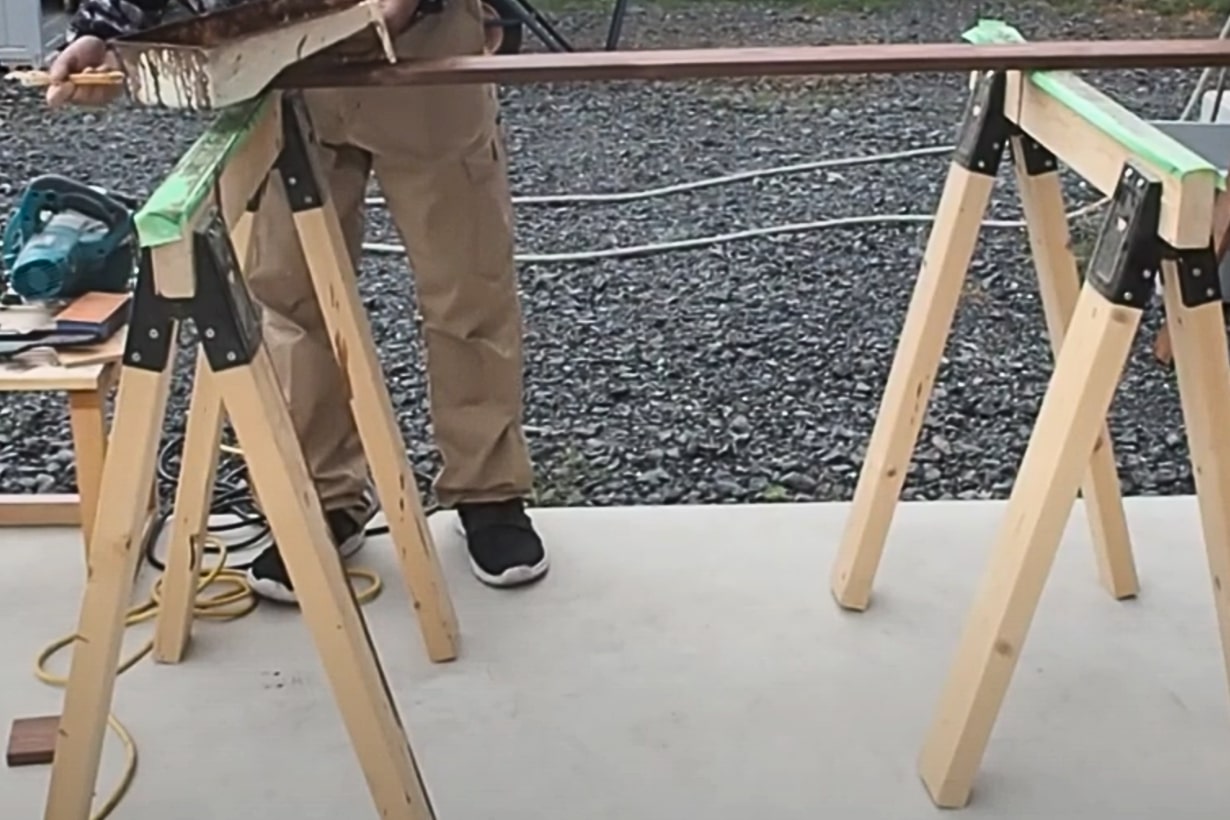 DIY 木材の天板で仕事用デスクを自作してみたコウノ アスヤ