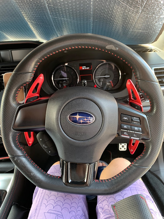 車用ステアリングホイールカバー レザー 革刺繍カラーダイヤモンド 3 シリーズ車のステアリングホイールカバーなしインナーリング 通気 ユニバーサルレザー 車のステアリングホイールステッチラップカバー DIY 縫製通気性と滑り止め 38 センチメートル - AliExpress