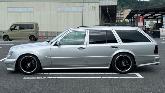 EクラスワゴンE350ブルーテック ワゴン AVG – オートファクトリー仁