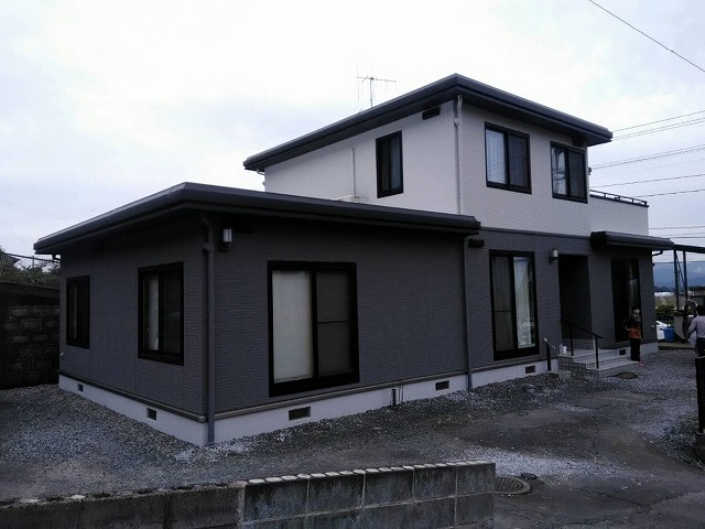 セキスイハイムの屋根をガルバリウム鋼鈑へ。屋根材の種類で施工法が変わる屋根無料見積.com