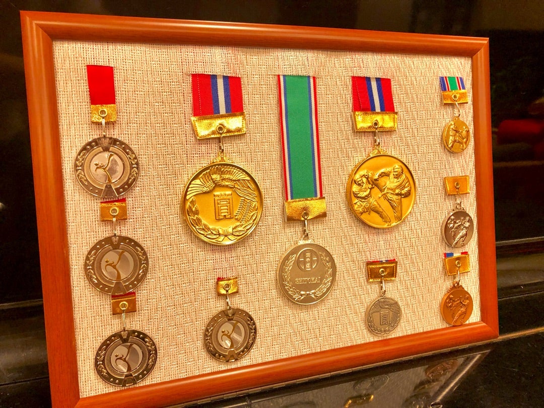 ディズニーランドのスーベニアメダルを100均アイテムでおしゃれに可愛く収納する方法のご紹介孫の手ブログ