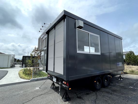 トレーラーハウス、コンテナの中古品・展示品の販売を開始しました！ 現在、中古品・展示品合わせて7つ商品がございます。詳細はこちらの販売ページをご覧ください→https:trailerhouse.jp sale見学、内見ももちろん可能ですので、気になる商品があればぜひお気軽にお