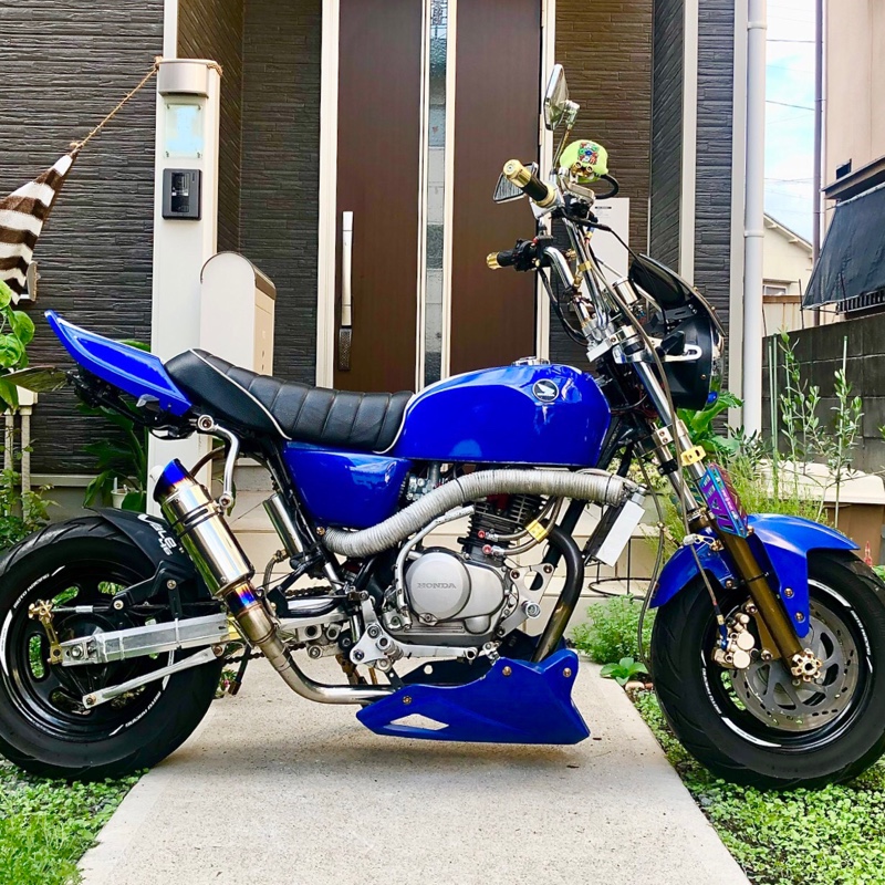 エイプ50 カフェレーサーカスタム