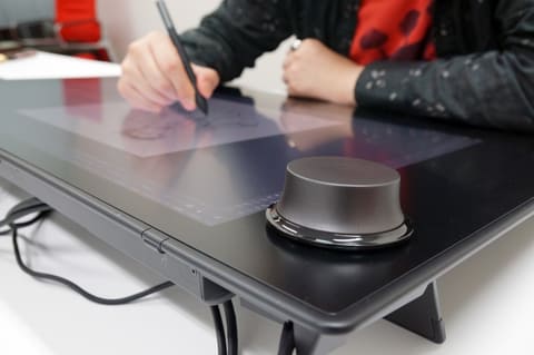 液タブのお供にオススメ！BoyataのノートパソコンスタンドがWacomOneと相性バッチリな件！あいかわさんははかどりたい