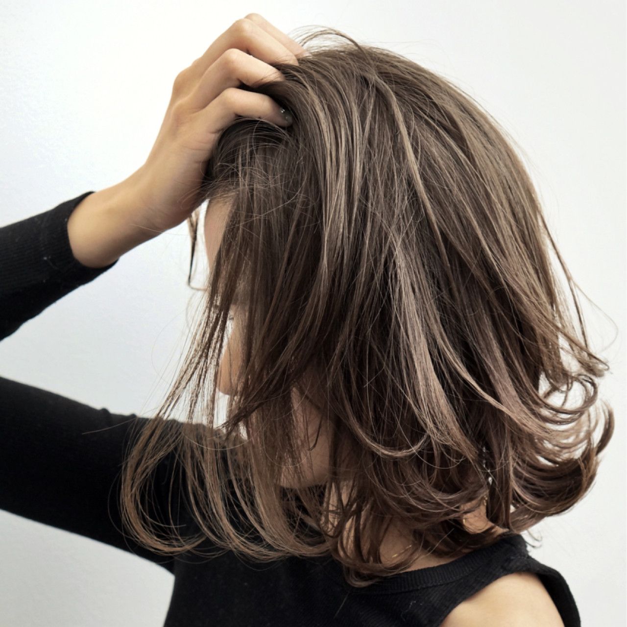 30代・40代 オフィスで浮かない“ハイライトカラー”のオーダー方法マキアオンライン美容雑誌『MAQUIA マキア 』公式ビューティサイト