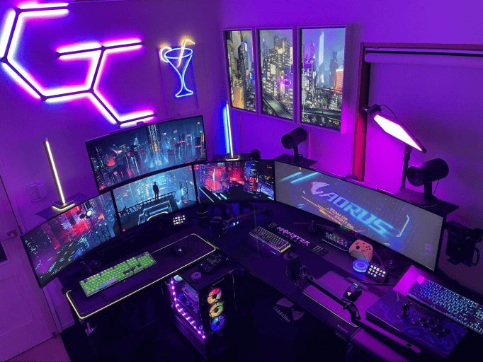 モニター2台もラクラク設置！オーダーメイドのパソコンデスクご紹介