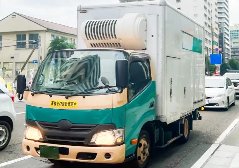 キャリアカーはたらくくるま トラック用語集 トラック流通センタ