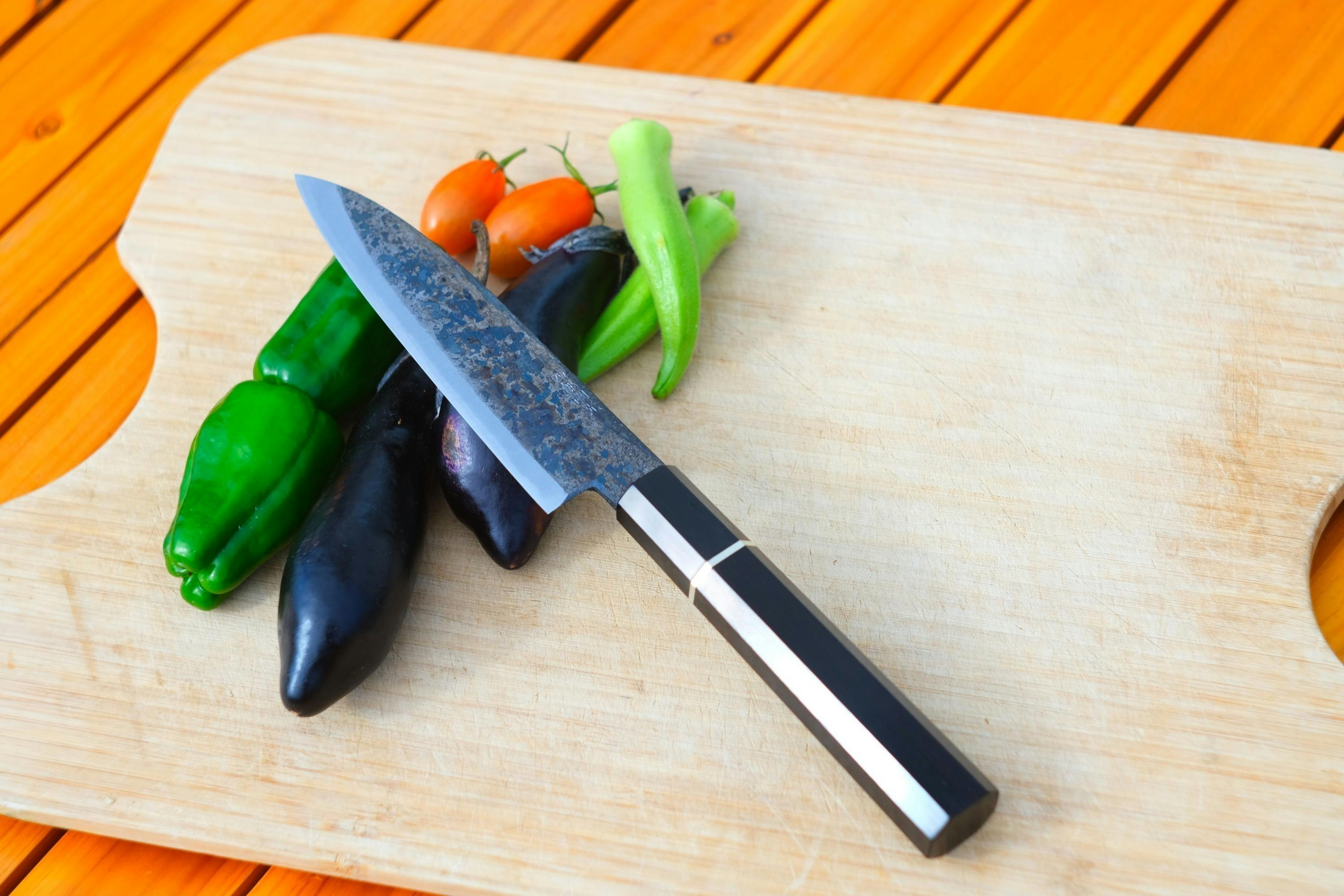 桜井市 日本刀の伝統を受け継ぎ未来へつなぐ 刀匠 月山 貞伸さん奈良県・山城・伊賀の地域密着情報を発信