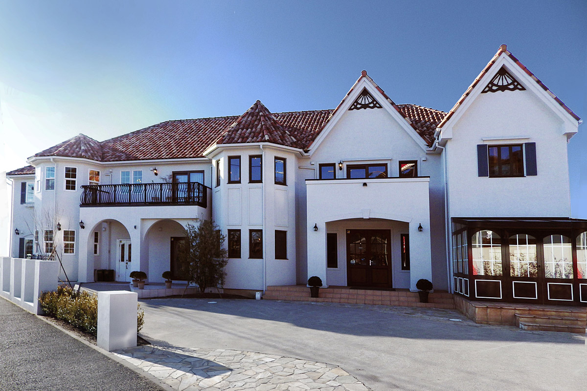 驚愕の日本富豪の豪邸5選！知られざる億万長者の隠れ資産に迫るLuxurylane -ラグジュアリーレーン-ブログは毎日更新中