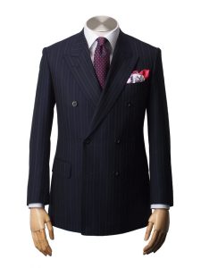 ダブルスーツの魅力とは？シングルスーツとの違いやお洒落に着こなすコツをシーン別に紹介 - ENJOY ORDER Magazine