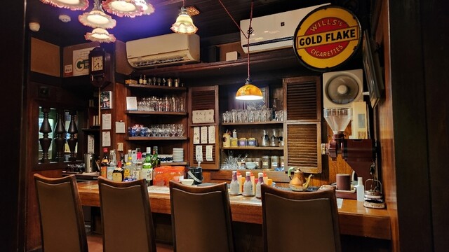 NEON Hold'em甲府市 甲府の中心で夜お茶♪シーシャバー2025年1月31日オープンPORTA PRESSPORTA