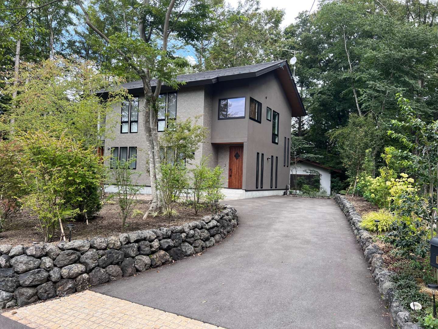 安土倍組デザイナーズガーデン佐久市 軽井沢の外構 エクステリア