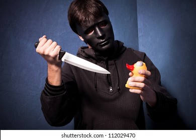 ナイフ 刺すの写真素材写真素材なら「写真AC」無料 フリー ダウンロードOK