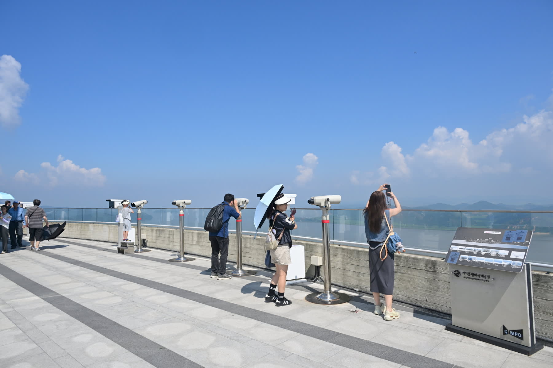 The meaning of 土下座 どげざ dogezaprostrationJapanese-Iceberg-日本語の氷山