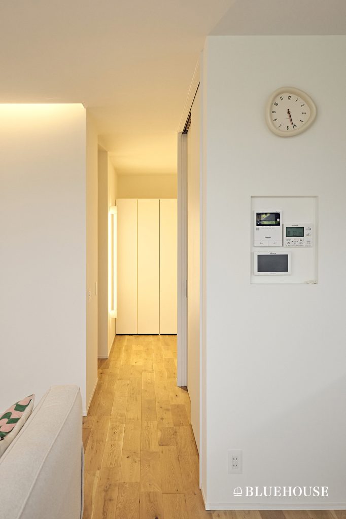 スイッチニッチ」の費用相場と設計ポイントを解説後悔しないための寸法・配置・活用法注文住宅ブルーハウスデザイン・性能・リゾートライフ、愛知、名古屋、豊橋、豊川、岐阜ならお任せください