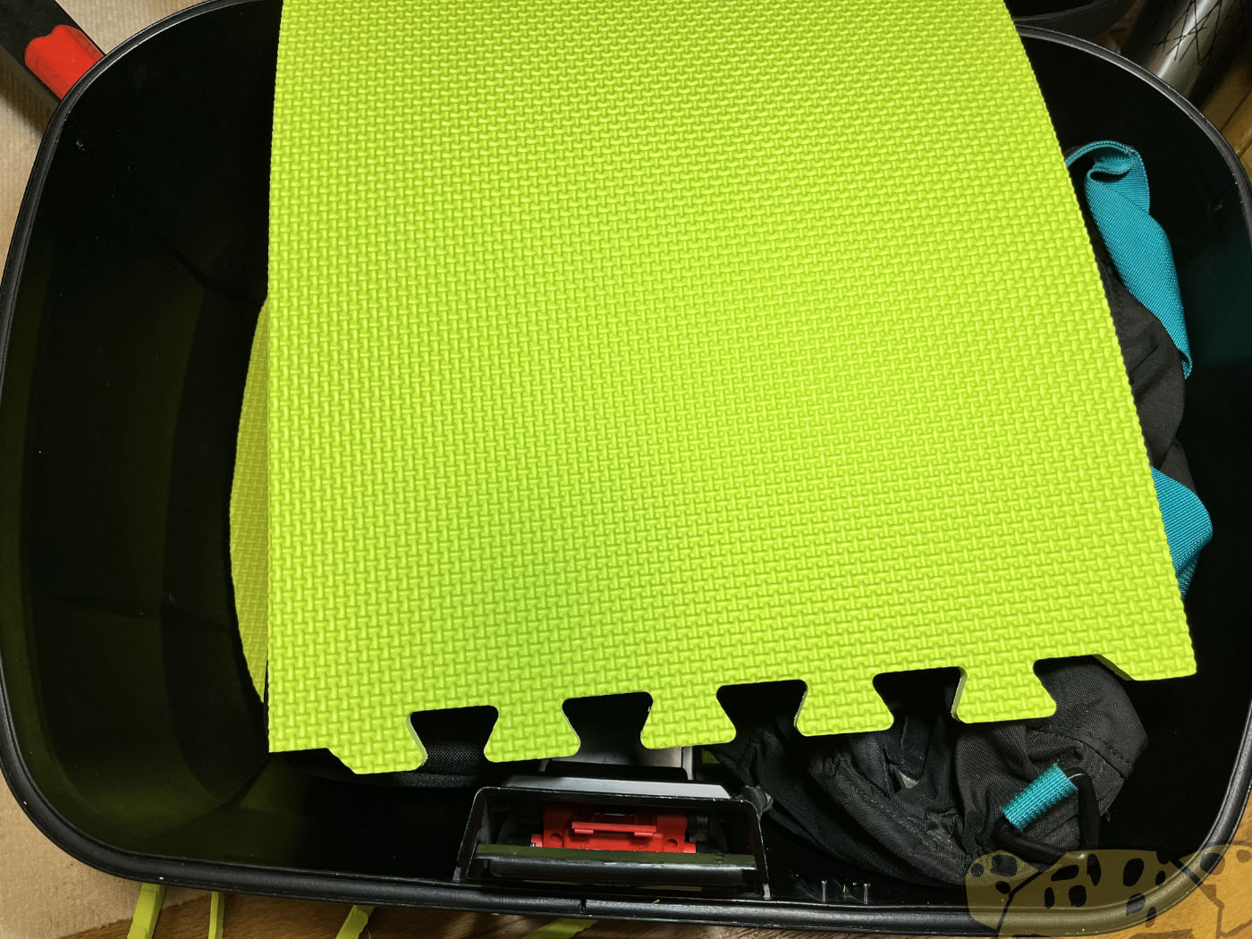 ルーフボックス内を快適にするインナーマットと自作用のおすすめ素材ルーフボックスナビ